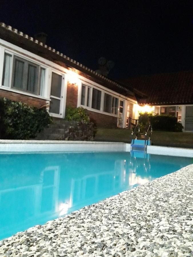 פונטה דל אסטה Apto Tipo Loft En Complejo Bahama, A Metros Del Mar Y Zona Muy Tranquila מראה חיצוני תמונה